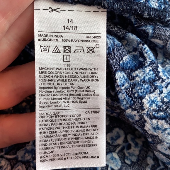 Gap flouncy floral skirt, elastic waist, size 14 - Picture 7 of 7